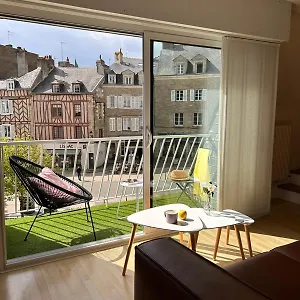  Appartement Grand Duplex Dans Le Centre Historique Avec Double Garage