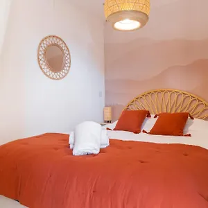 Cosy, Piscine, Clim, Parking Prive - Proche - Arrivee Autonome - Lit Queen Size Appartement La Seyne-sur-Mer